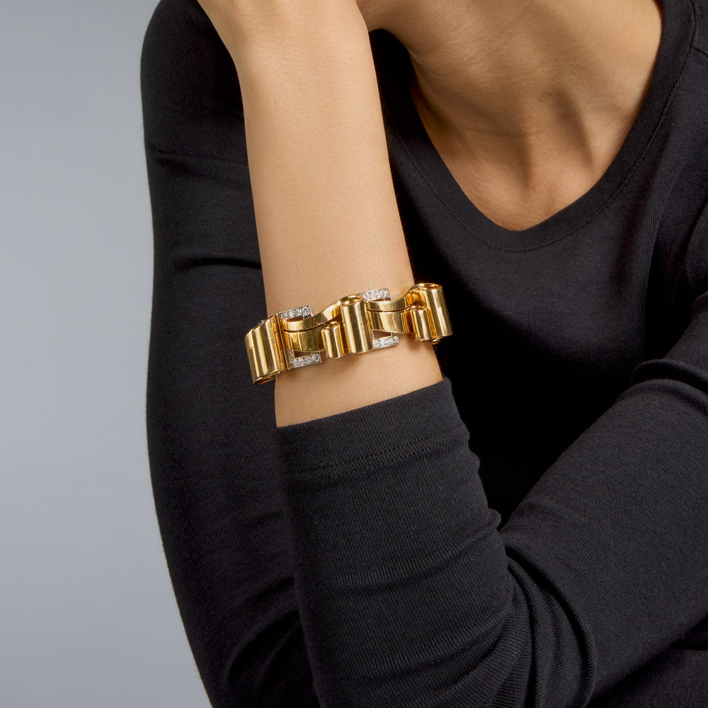 Macklowe Gallery Retro 18K Gold and Diamond Bracelet
