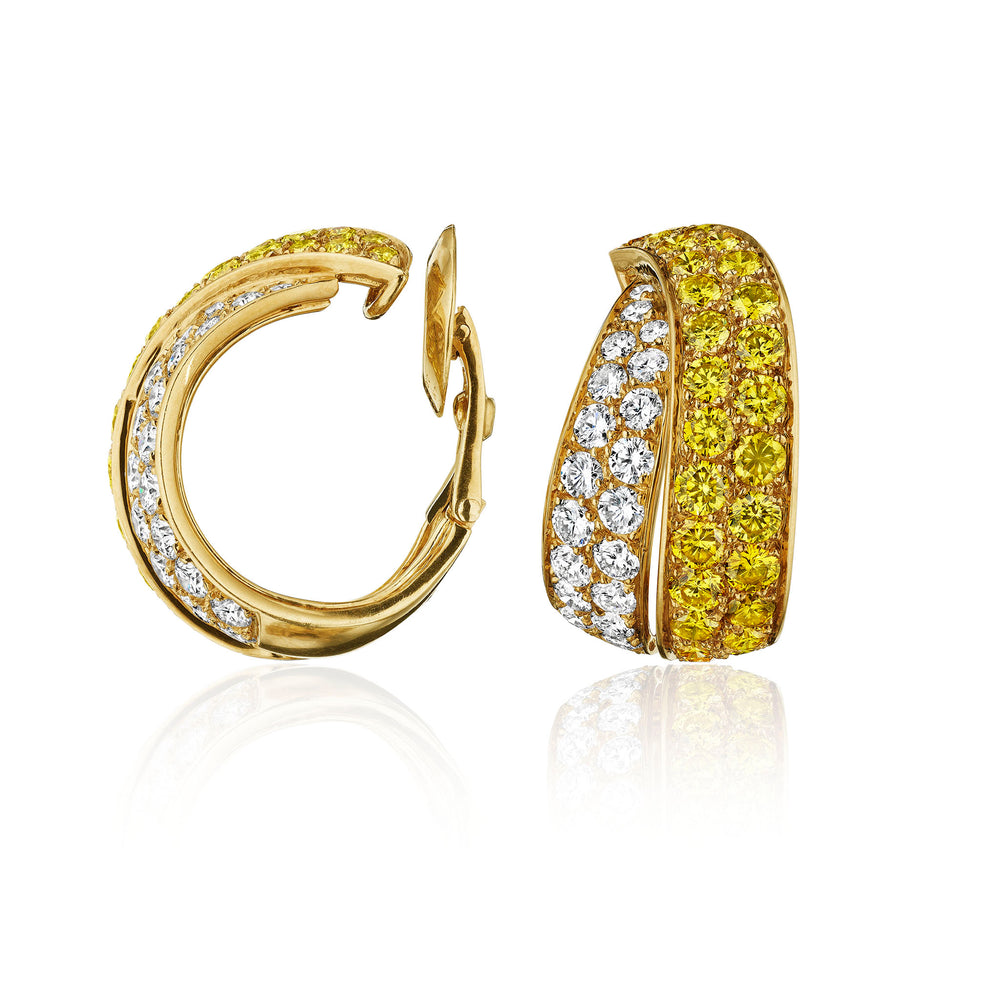 
                      
                        Macklowe Gallery Van Cleef & Arpels Paris Fancy Yellow Diamond  Earrings
                      
                    