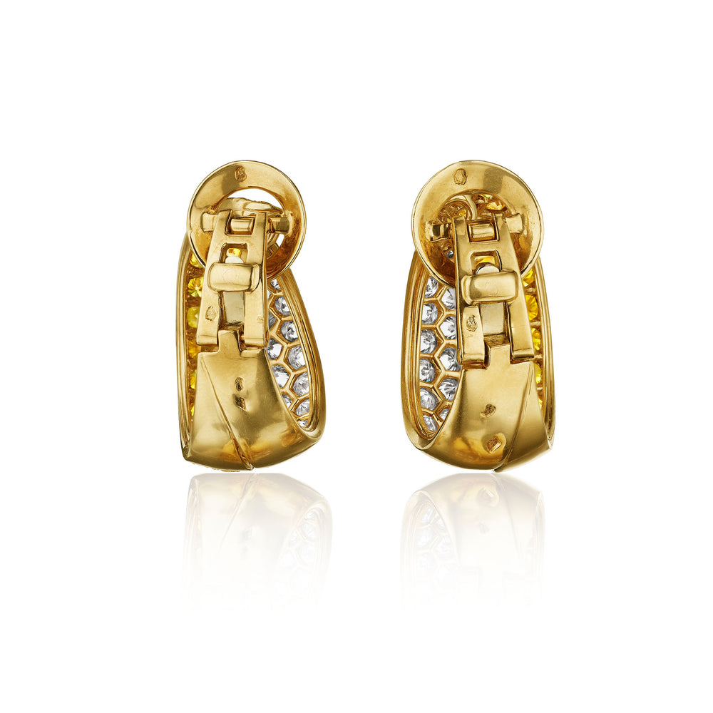 
                      
                        Macklowe Gallery Van Cleef & Arpels Paris Fancy Yellow Diamond  Earrings
                      
                    