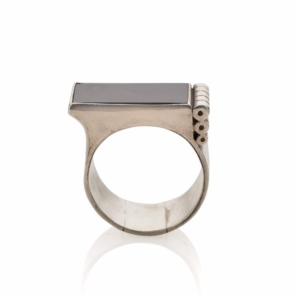 
                      
                        Macklowe Gallery Jean Després Modernist Silver and Onyx "Bijoux Moteurs" Ring
                      
                    
