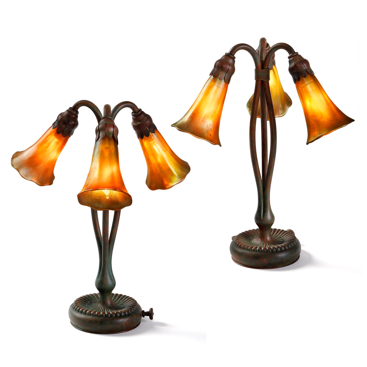 Macklowe Gallery Tiffany Studios New York  Pair of "Three-light Lily" Desk lamps