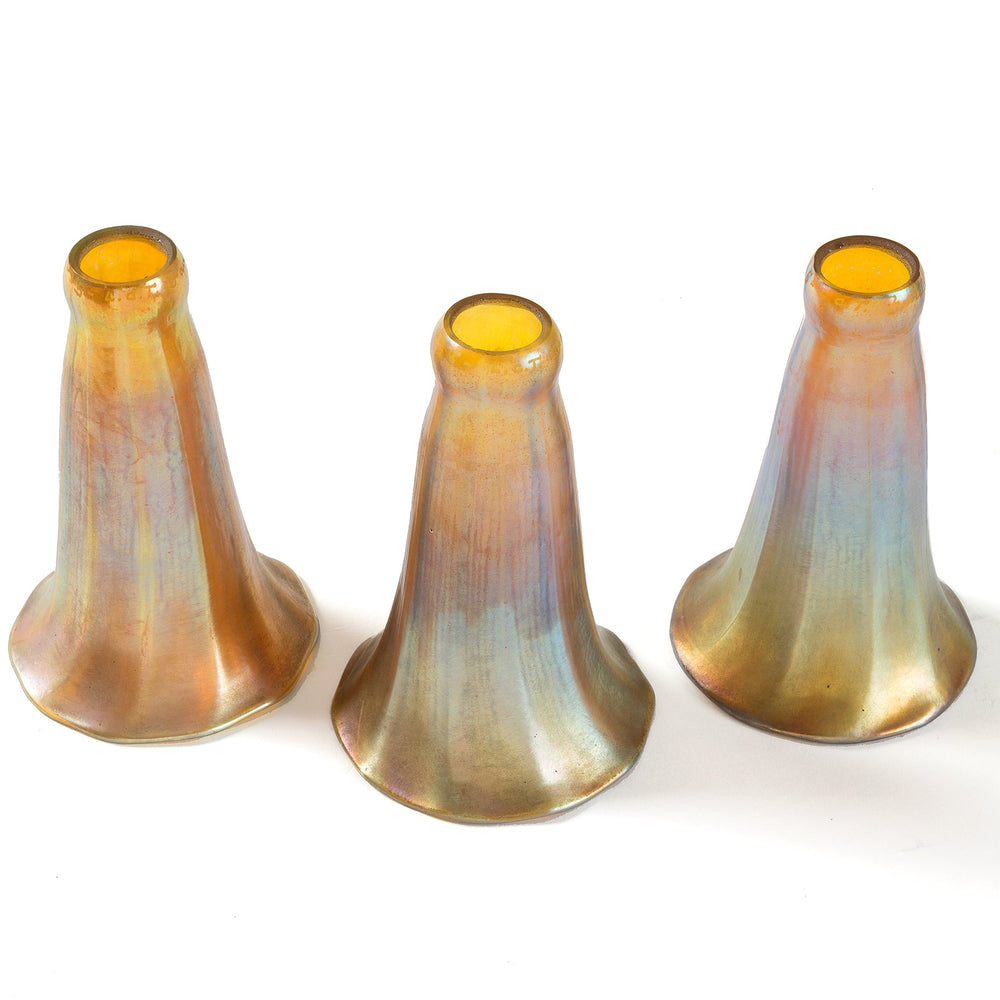 
                      
                        Macklowe Gallery Tiffany Studios New York "Three Light Lily" Table Lamp
                      
                    